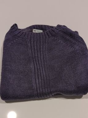 Inis Meain Mens Crewneck Knit Sweater in Deep Navy